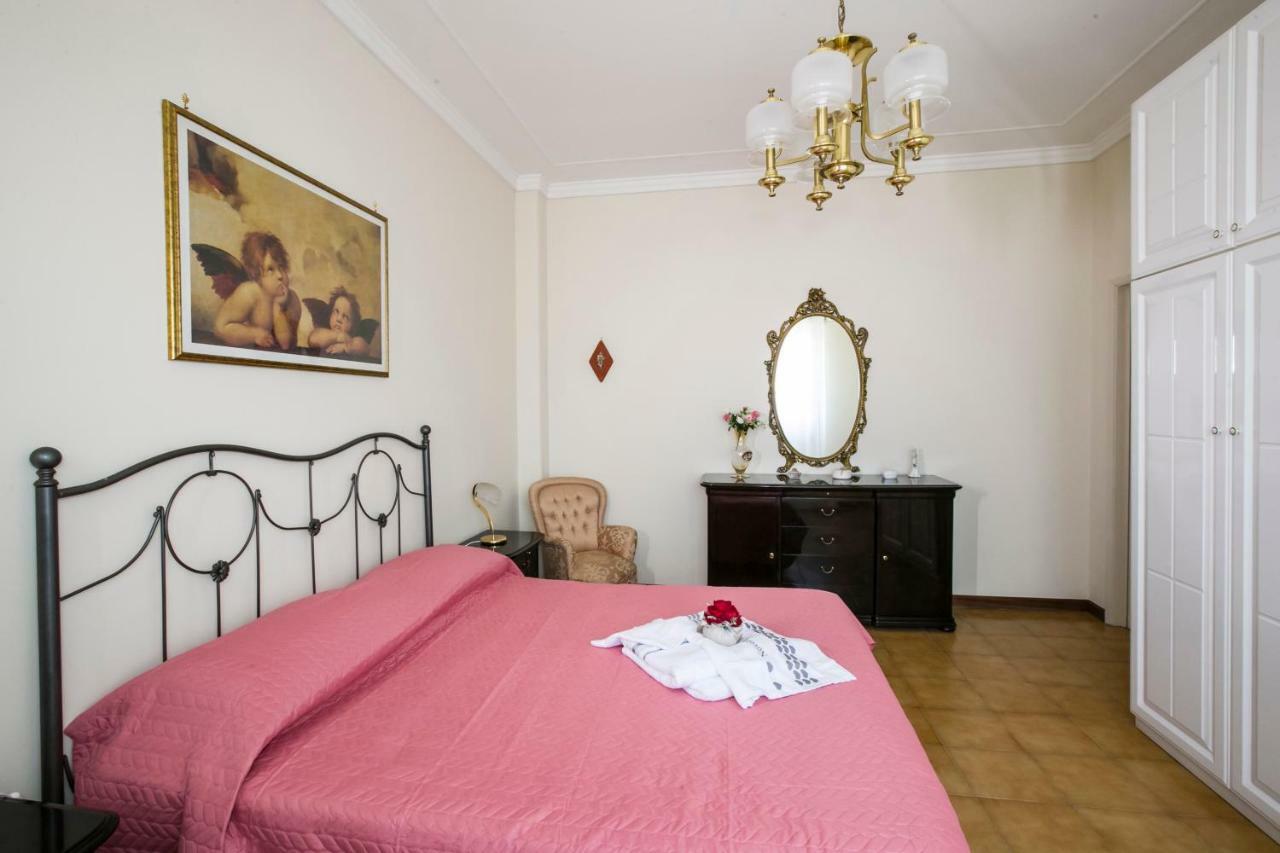 A Casa Di Rossella Appartement Catánia Buitenkant foto