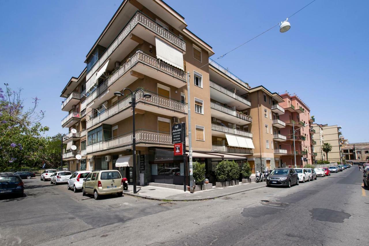 A Casa Di Rossella Appartement Catánia Buitenkant foto