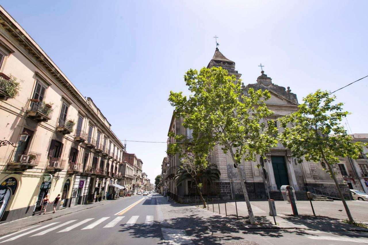 A Casa Di Rossella Appartement Catánia Buitenkant foto