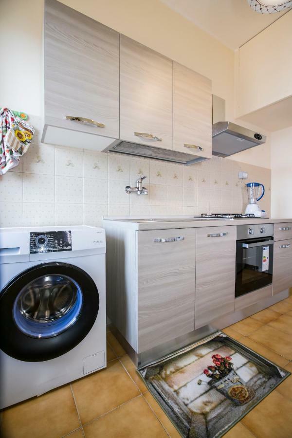 A Casa Di Rossella Appartement Catánia Buitenkant foto