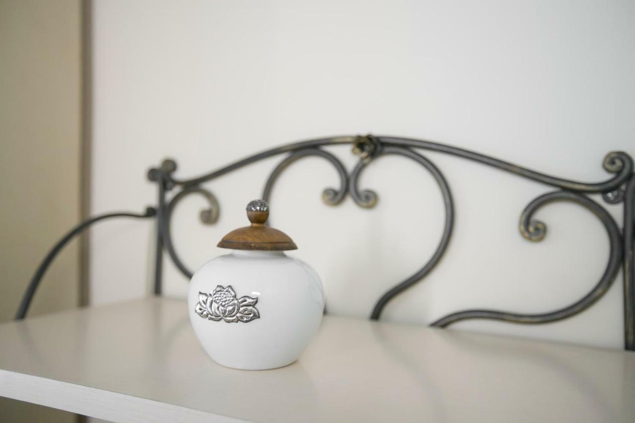 A Casa Di Rossella Appartement Catánia Buitenkant foto